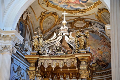Baldacchino: dettaglio