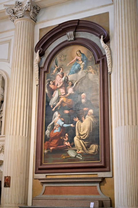 Altare con Madonna e santi di Raffaello Fogliardi: dettaglio